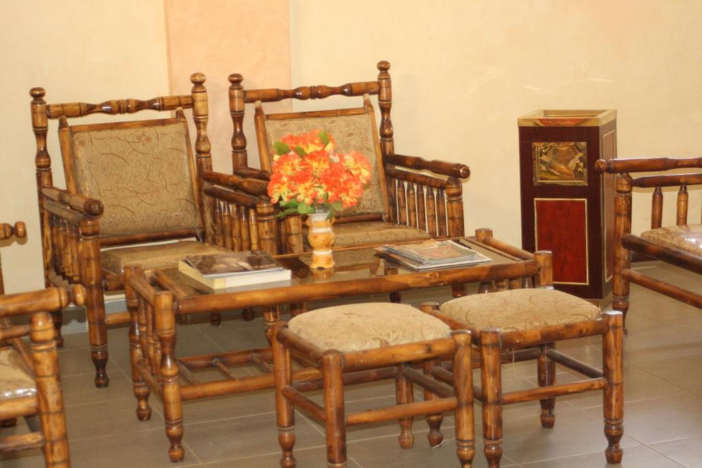 Hotel Magic Land Dakar Bagian luar foto