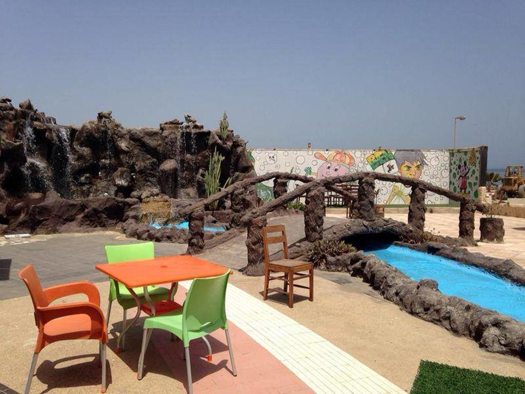 Hotel Magic Land Dakar Bagian luar foto