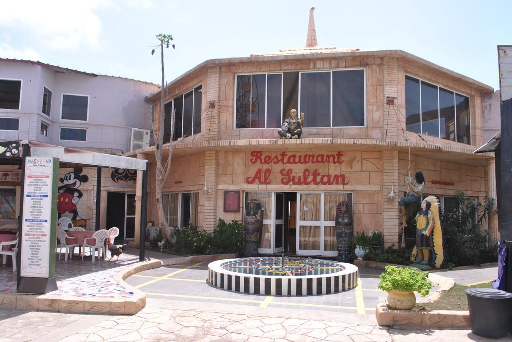Hotel Magic Land Dakar Bagian luar foto